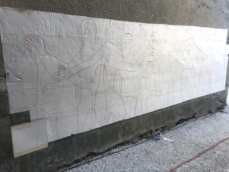 Fresque en papier avec traçage de silhouettes